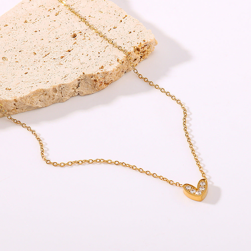 Minimalist Heart-Shaped Titanium Steel Pendant Necklace with Rhinestone Inlay on O-Chain for Women