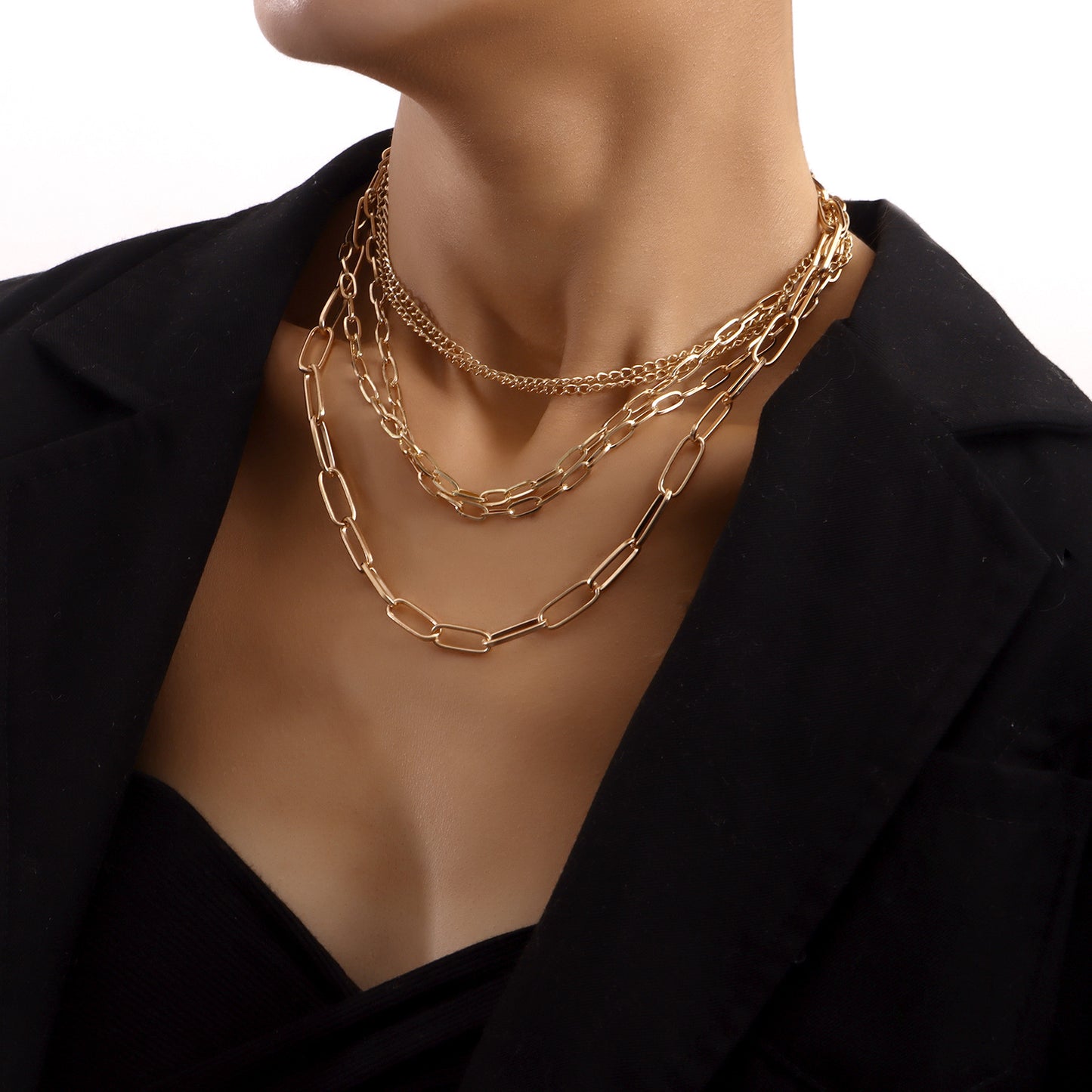 Vintage Geometric Pendant Necklace for Women with Gold-Plated Alloy Chain and Wavy Link Design