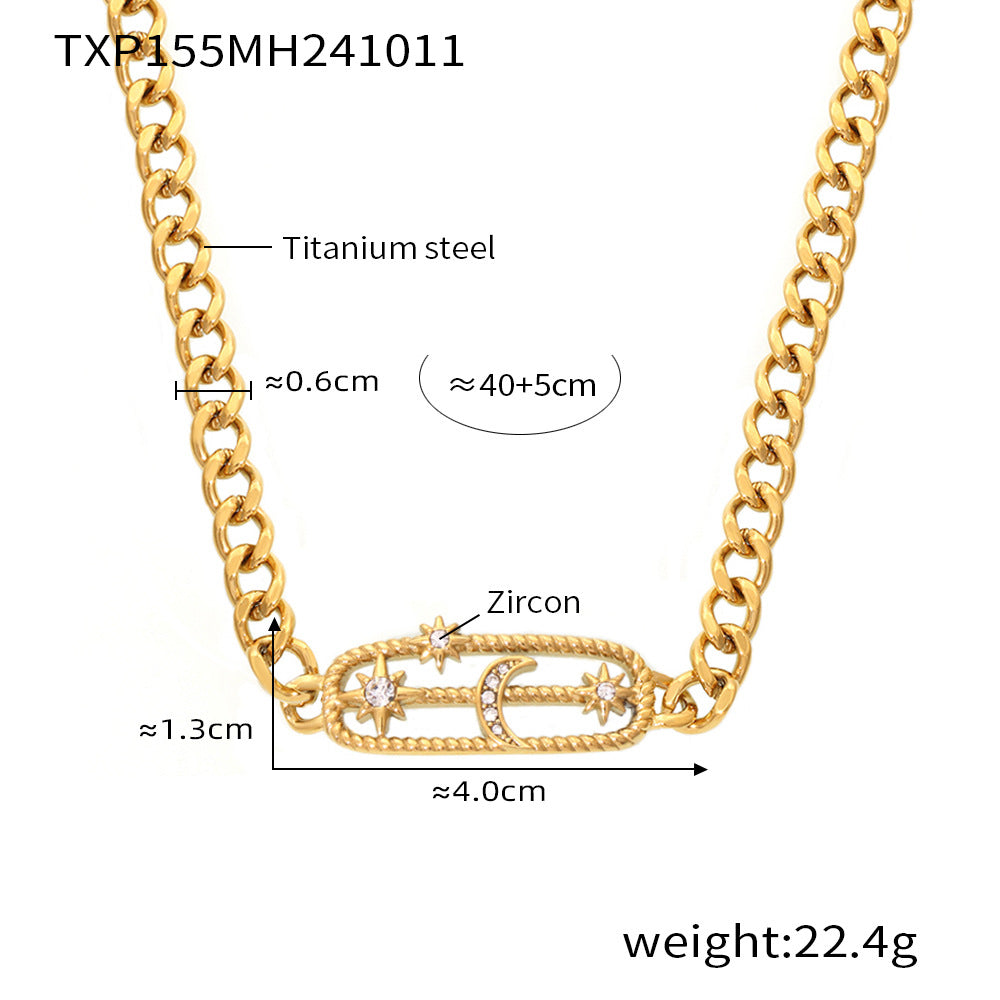 Collana con ciondolo romantico e minimalista in acciaio inossidabile con tre ciondoli a cuore vuoto placcati in oro 18 carati su catena cubana da donna