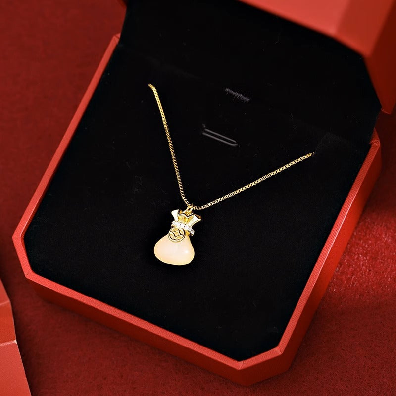 Minimalist Irregular Shape Titanium Steel Pendant Necklace for Men with Plated Finish Locket Chain