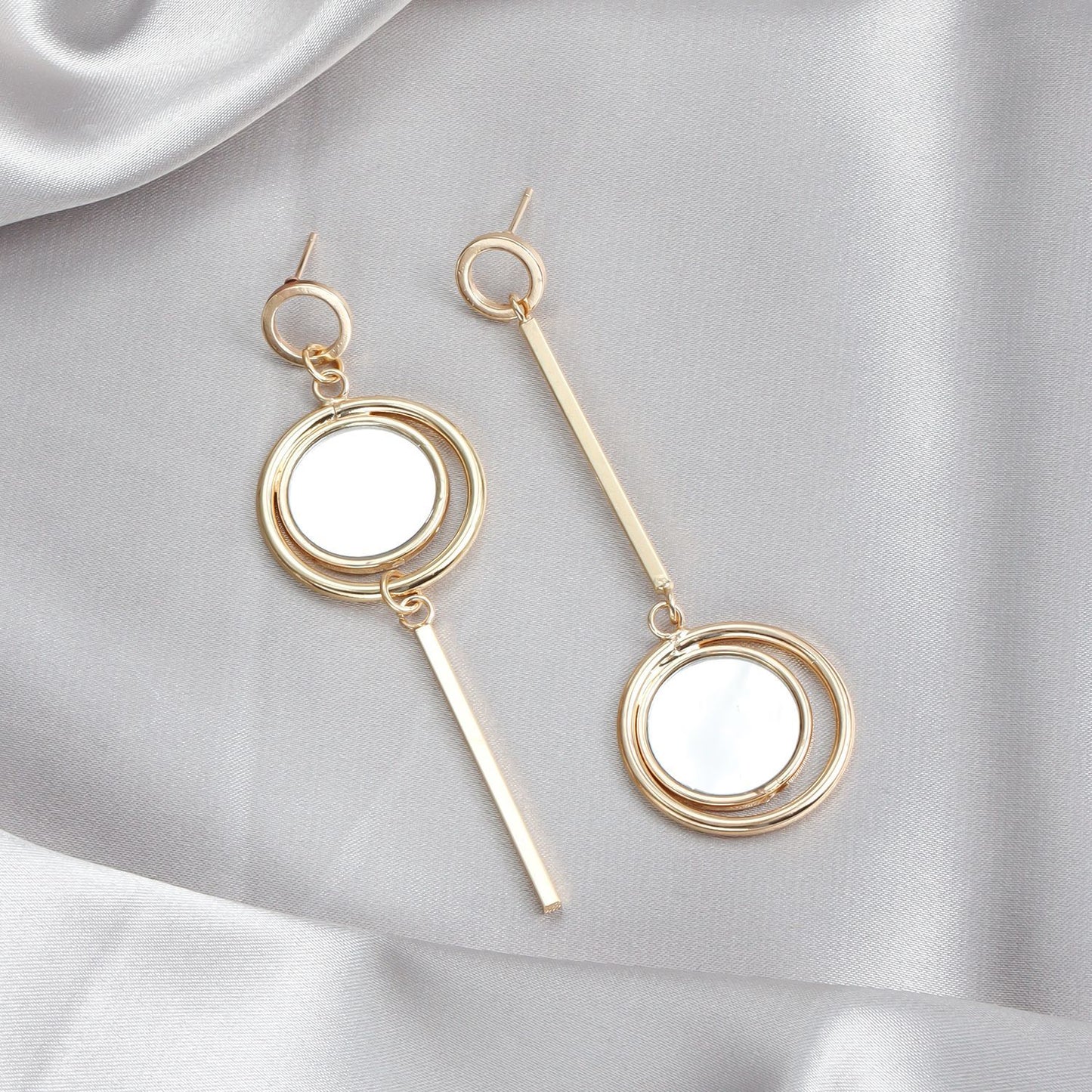 Minimalist Geometric Mirror-Finish Plated Alloy Ear Cuffs and Studs for Women