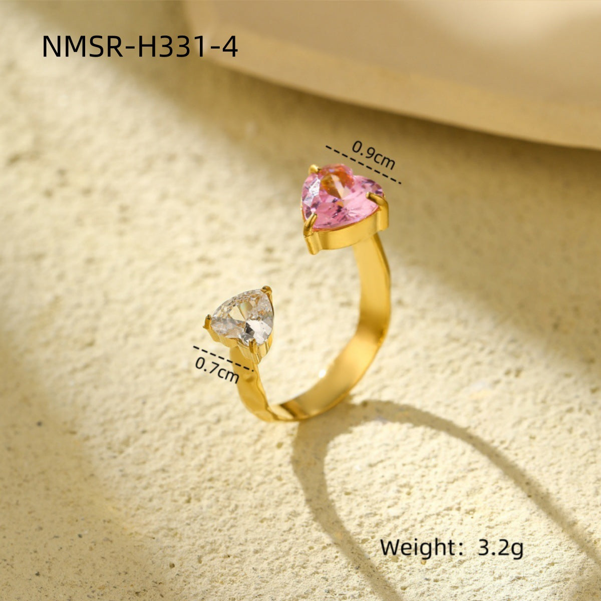 Anello da Donna Minimalista a Cuore in Acciaio Inossidabile con Intarsio in Zirconi e Finitura Placcata