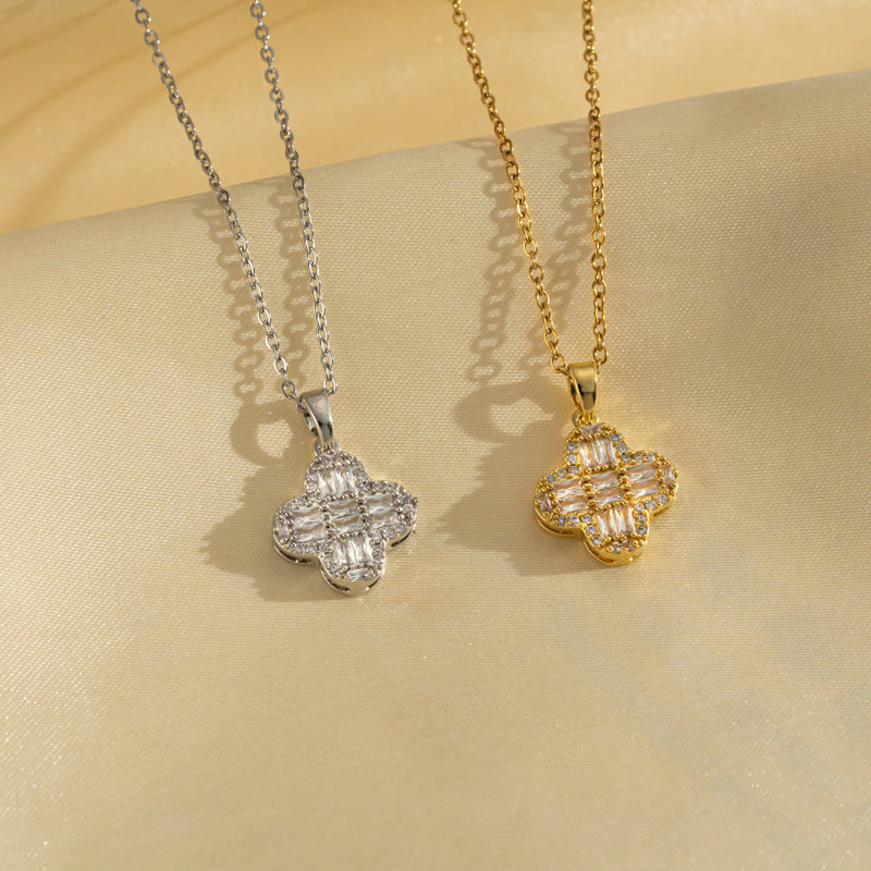 Minimalist Four-Leaf Clover Pendant Necklace for Women in Titanium Steel with Gold Plating and Rhinestone Inlay