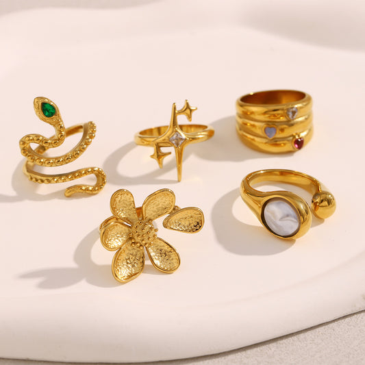 Anello da donna a triplo strato placcato oro 18 carati in acciaio inossidabile alla moda con testa di serpente, fiore e stella
