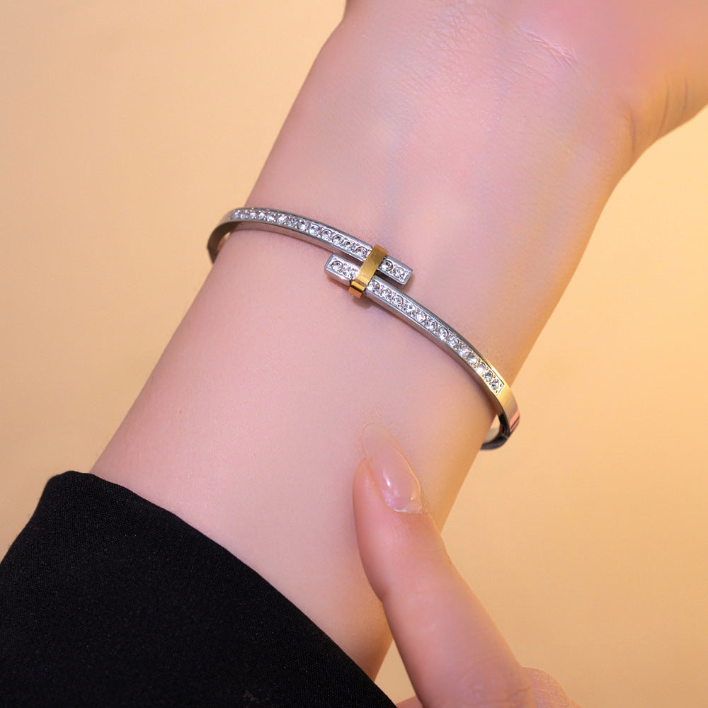 Luxury Minimalist Titanium Steel and Stainless Steel Interwoven T-Shaped Bracelet with Full Rhinestone Inlay and Oval Geometric Design