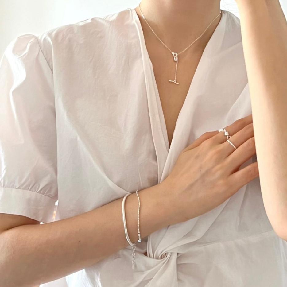 Collar minimalista dulce geométrico de plata de ley 925 con circonita cúbica y baño de oro