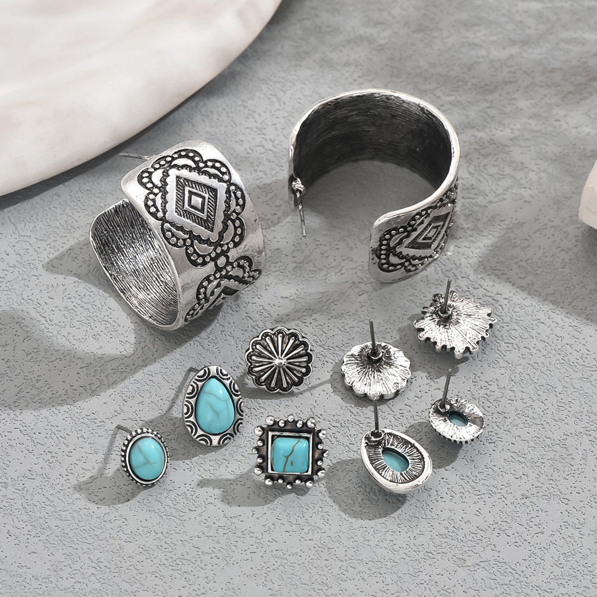 Orecchini da donna in lega in stile corte, geometrici, artistici vintage con micro-pavé di pietre turchesi