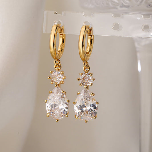 Orecchini da donna geometrici minimalisti in zirconia in rame con design a forma irregolare