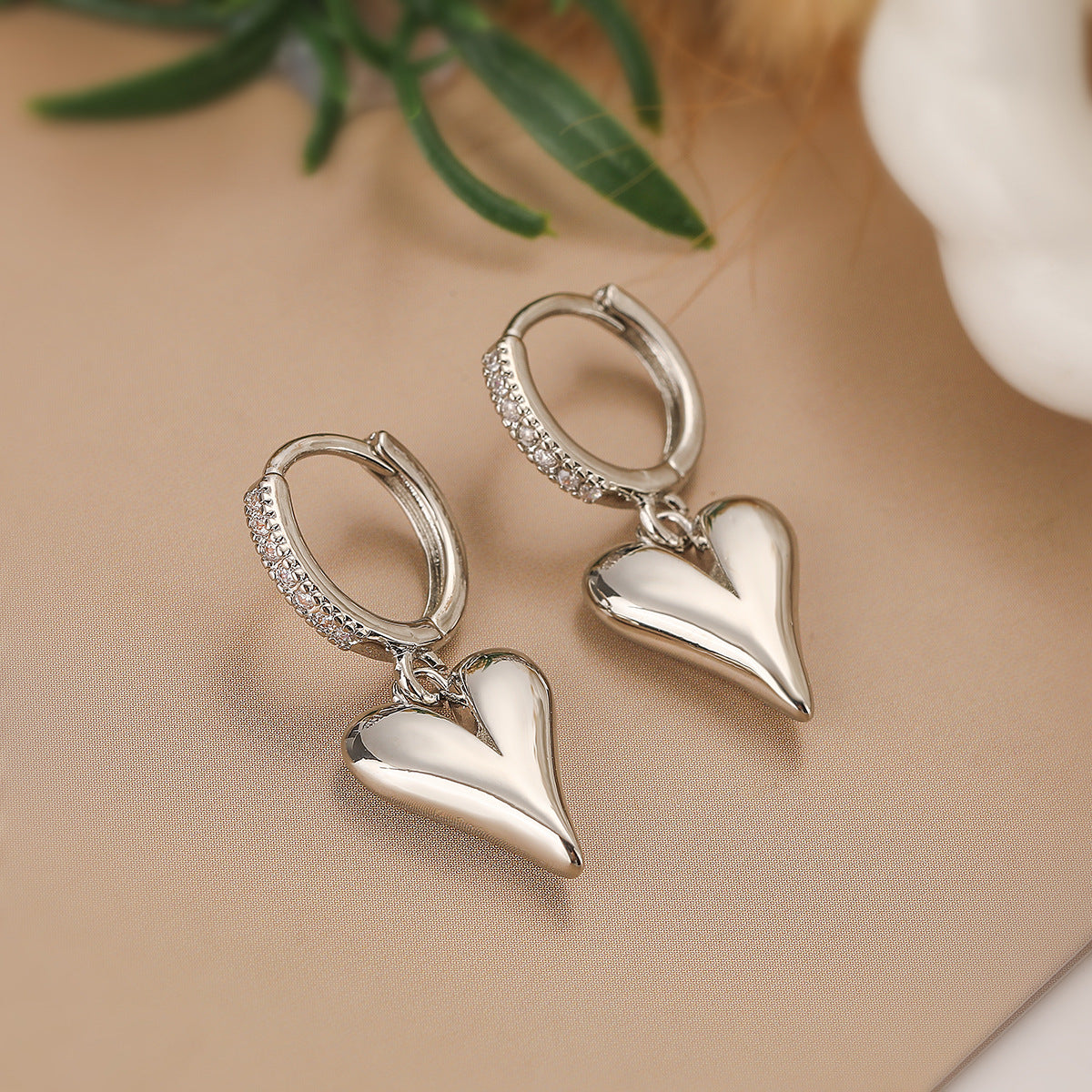 Orecchini Minimalisti Geometrici in Rame con Placcatura in Vero Oro da Donna, Semplici Orecchini Pendenti a Cuore, Gioielli in Metallo alla Moda e Versatili