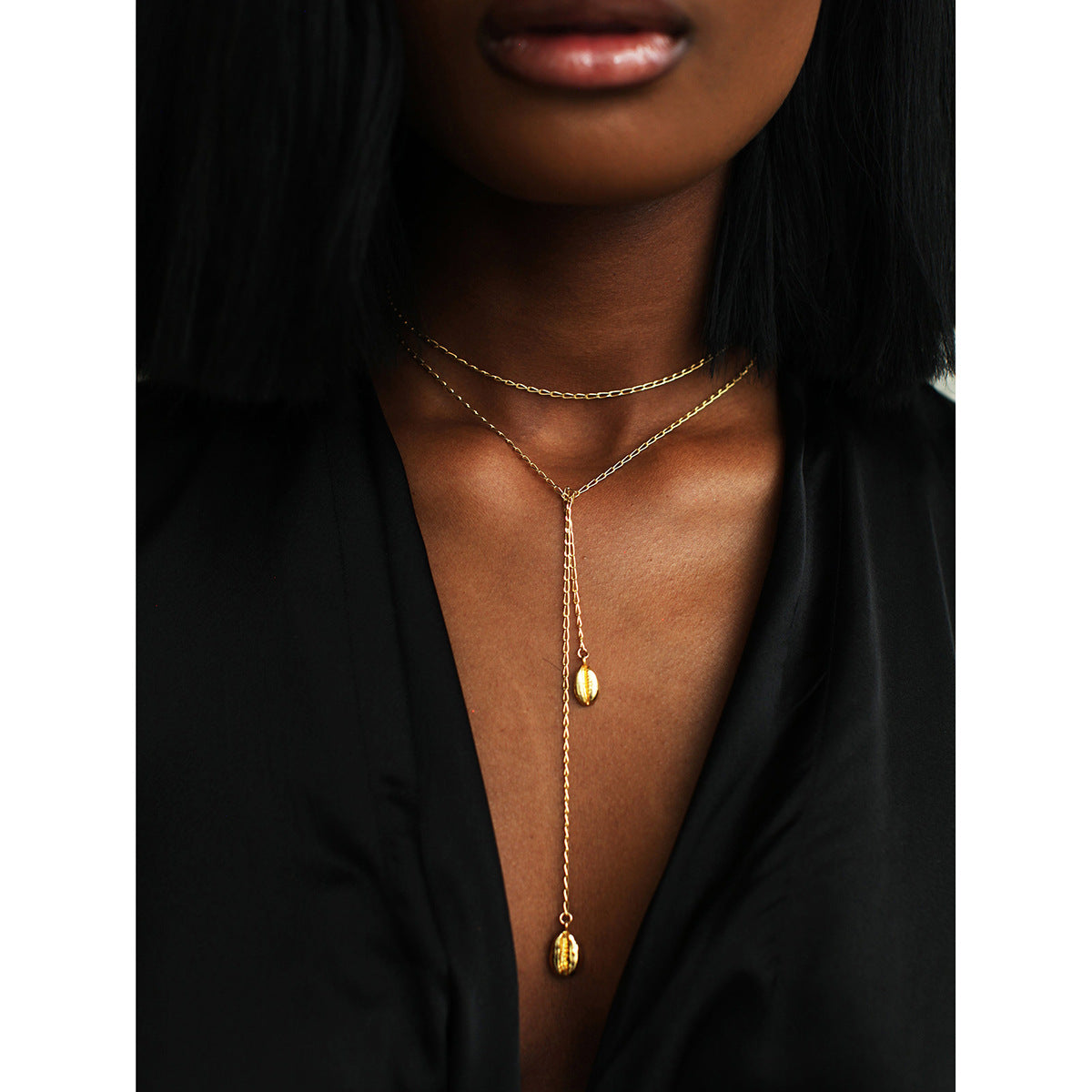 Collar minimalista con colgante de concha larga de acero inoxidable chapado en oro de 18 quilates, cadena tipo O unisex