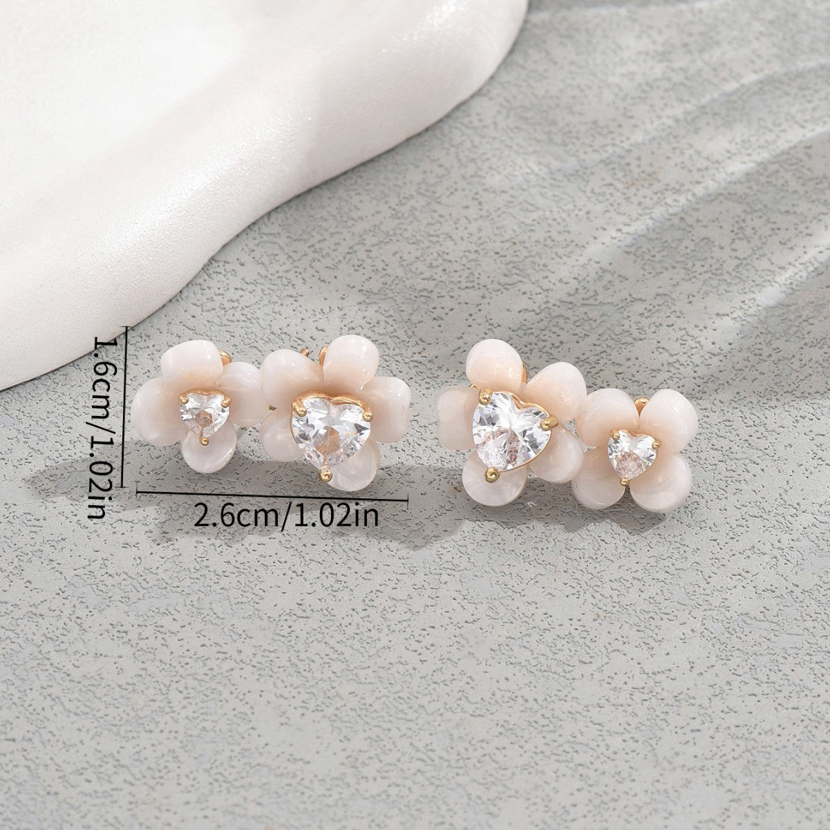 Pendientes Minimalistas Florales Geométricos con Incrustaciones de Zirconia en Acero Inoxidable para Mujer
