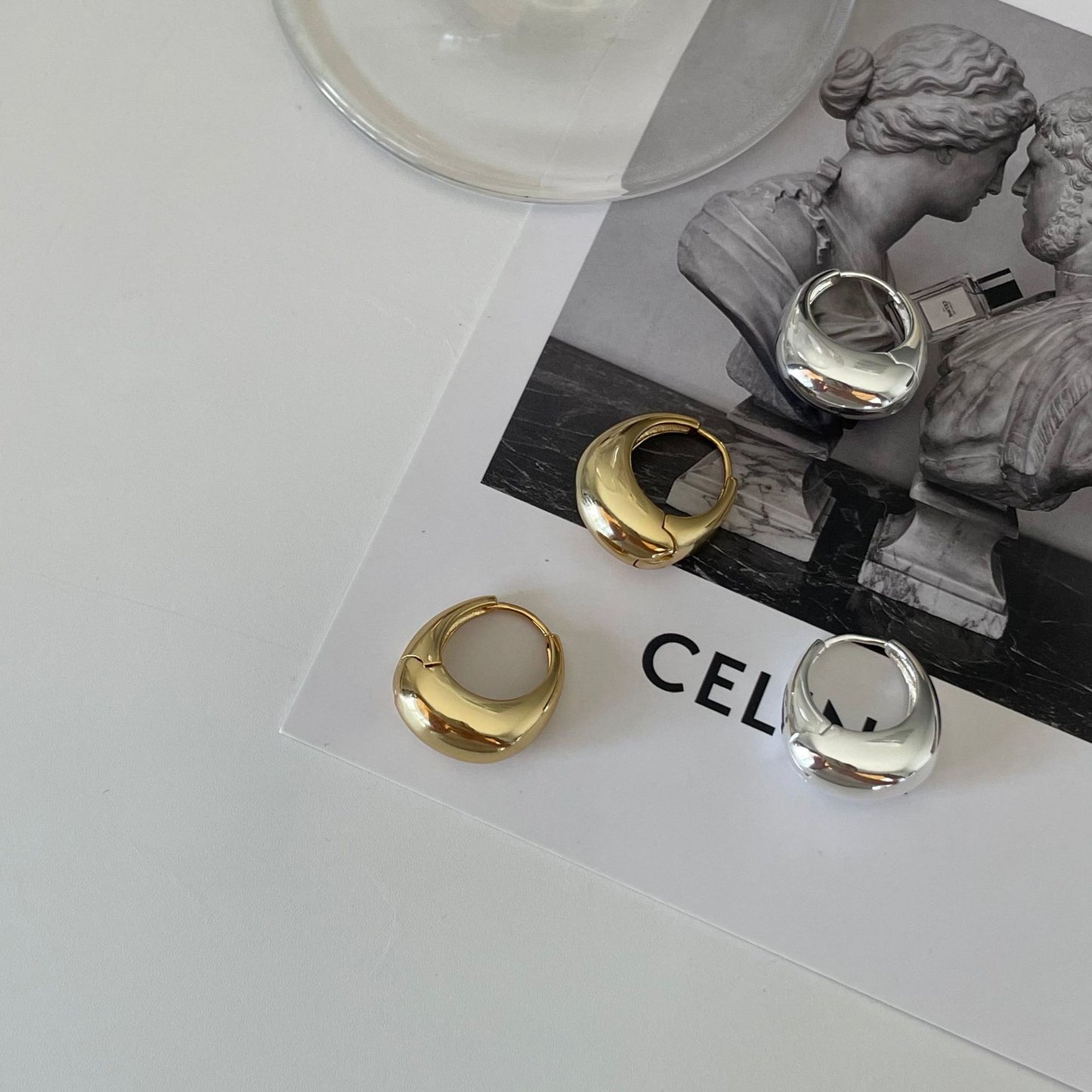 Orecchini a Perno Ovali Minimalisti da Donna in Argento Sterling 925 con Intarsio di Perle