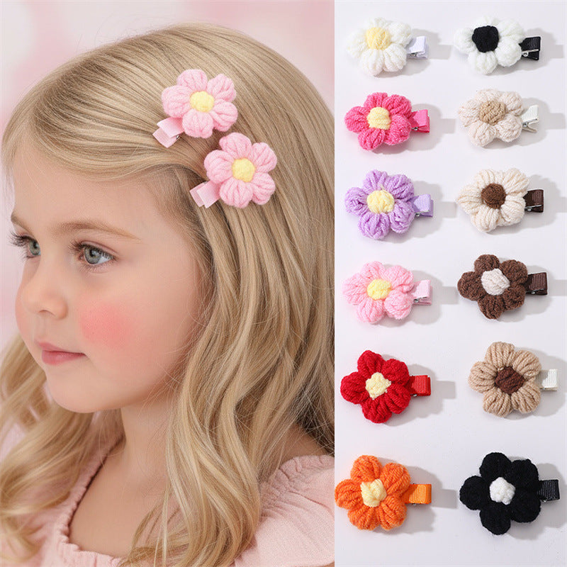 Natural Style Bow-Shaped Hair Clip for Girls Made of Polyester with Floral Pattern and Ruffled Mesh Detail