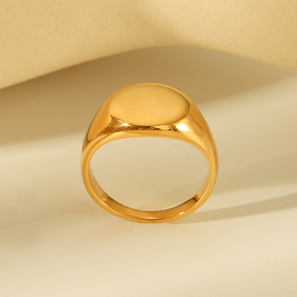 Anello minimalista in acciaio al titanio lucido da donna con fascia geometrica quadrata e rotonda Incisione personalizzata disponibile