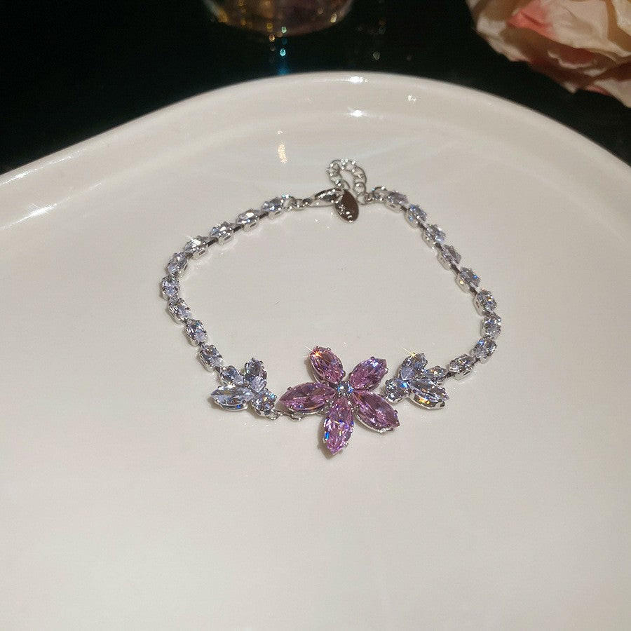 Sweet Elegant Geometric Round Cubic Zirconia Plated Brass Bracelet for Women