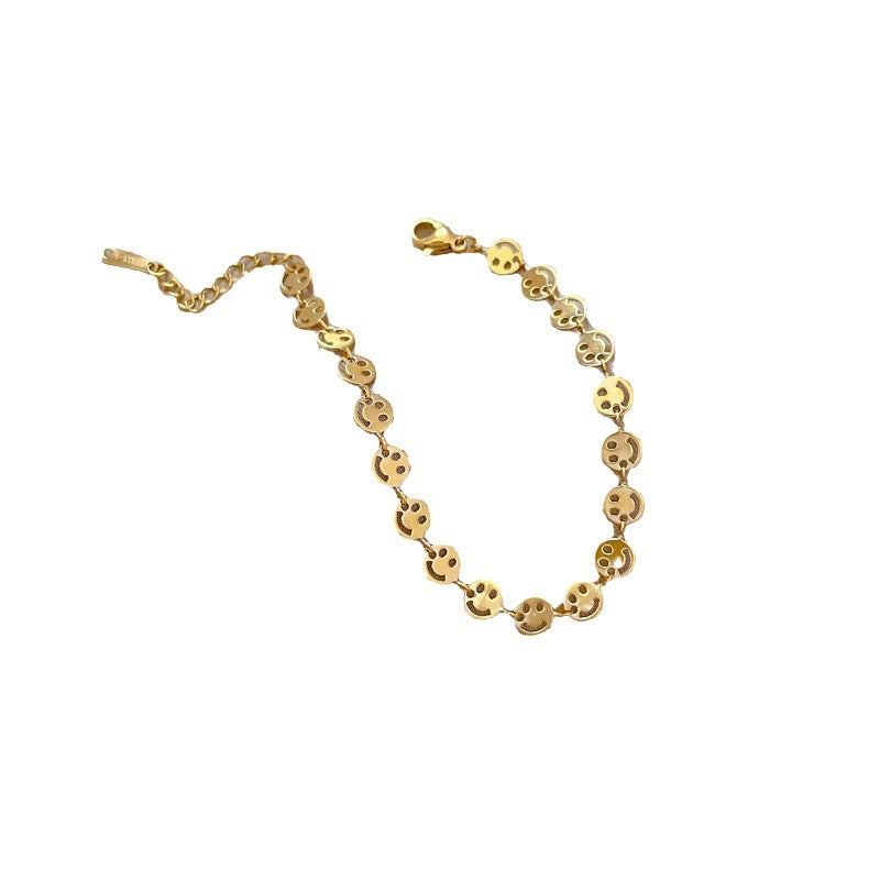 Minimalist Titanium Steel Smiley Face Chain Bracelet for Women with Gold Plating and Wavy Texture Design