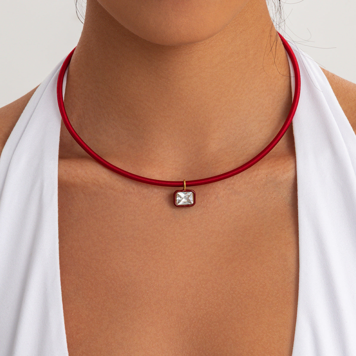 Minimalist Geometric Round Square Stainless Steel PVD Cubic Zirconia Pendant Necklace for Women