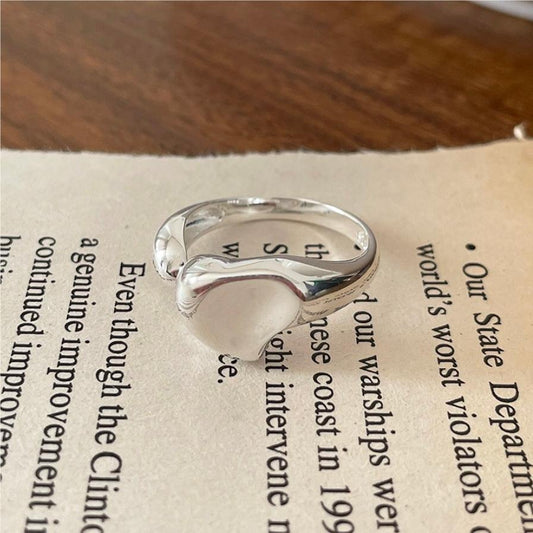 Anello da donna minimalista a forma di cuore geometrico in argento sterling 925 con finitura placcata