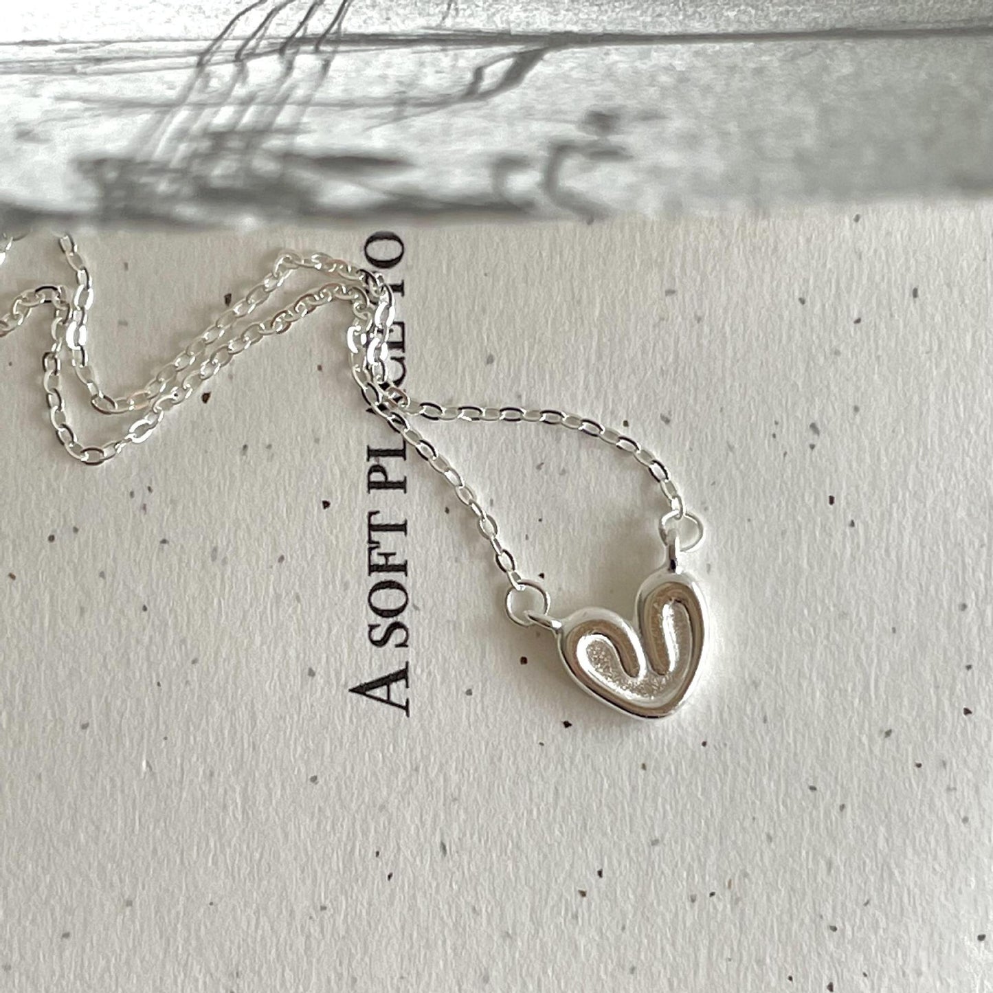 Minimalist Heart-Shaped 925 Sterling Silver Necklace with Plated Finish and Cross Chain