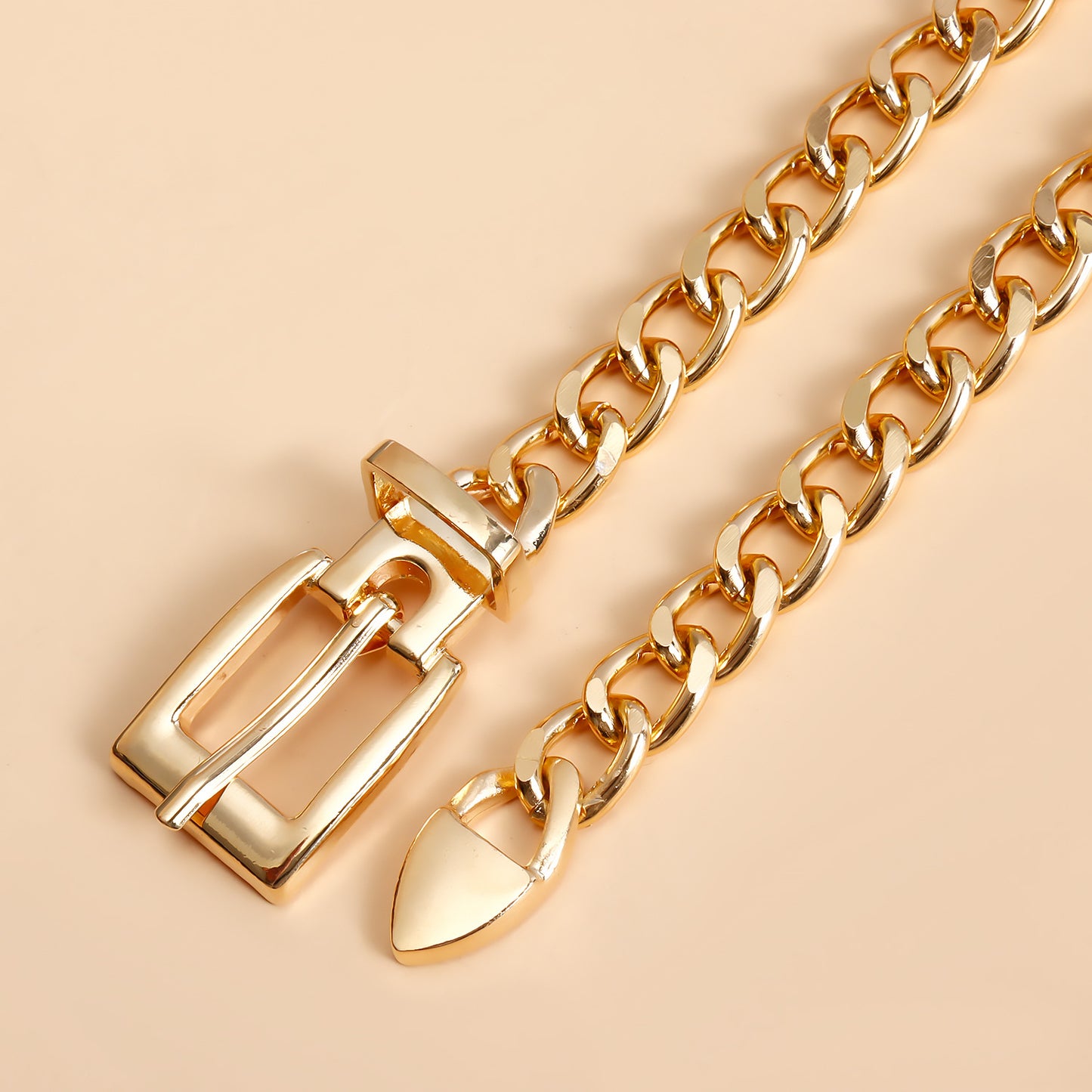 Geometric Alloy Anklet for Women with Minimalist Design and Elegant Finish