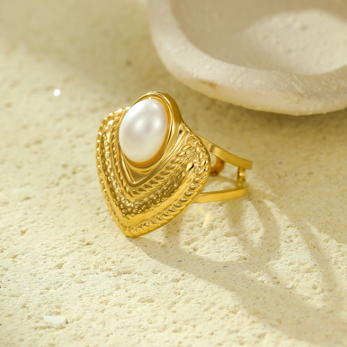 Minimalist Geometric Titanium Steel Ring with Pearl Inlay and 18K Gold Plating for Women