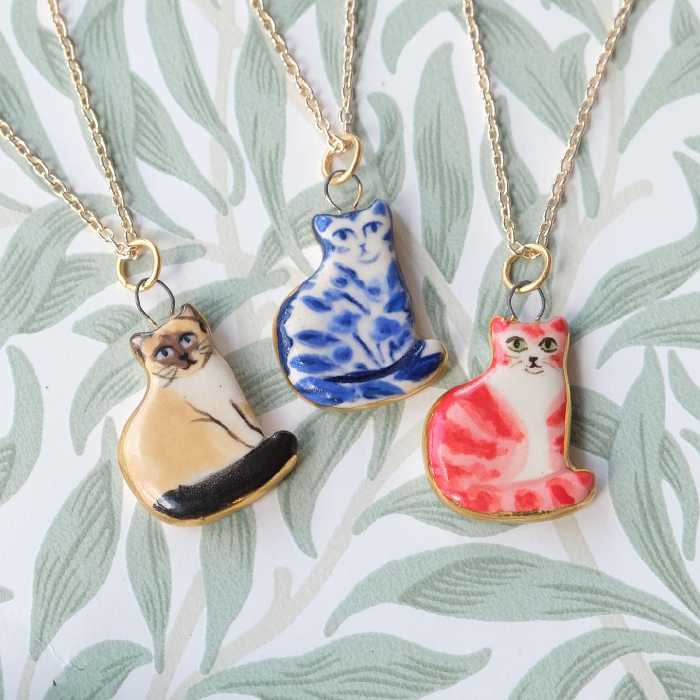 Cute Cat Cartoon Ceramic Drip Oil Plated Stainless Steel Charm Bar Pendant