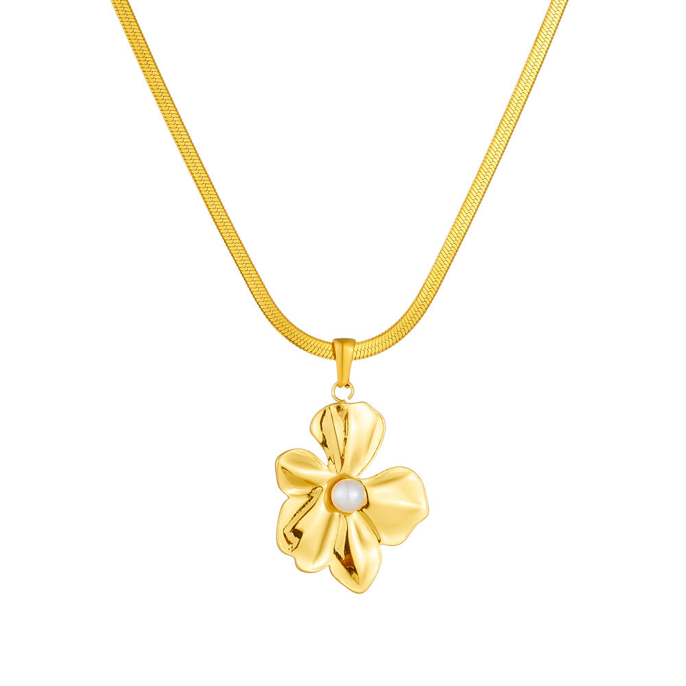 Minimalist Elegant Gold Plated Floral Stainless Steel Necklace with Pearl Serpentine Chain