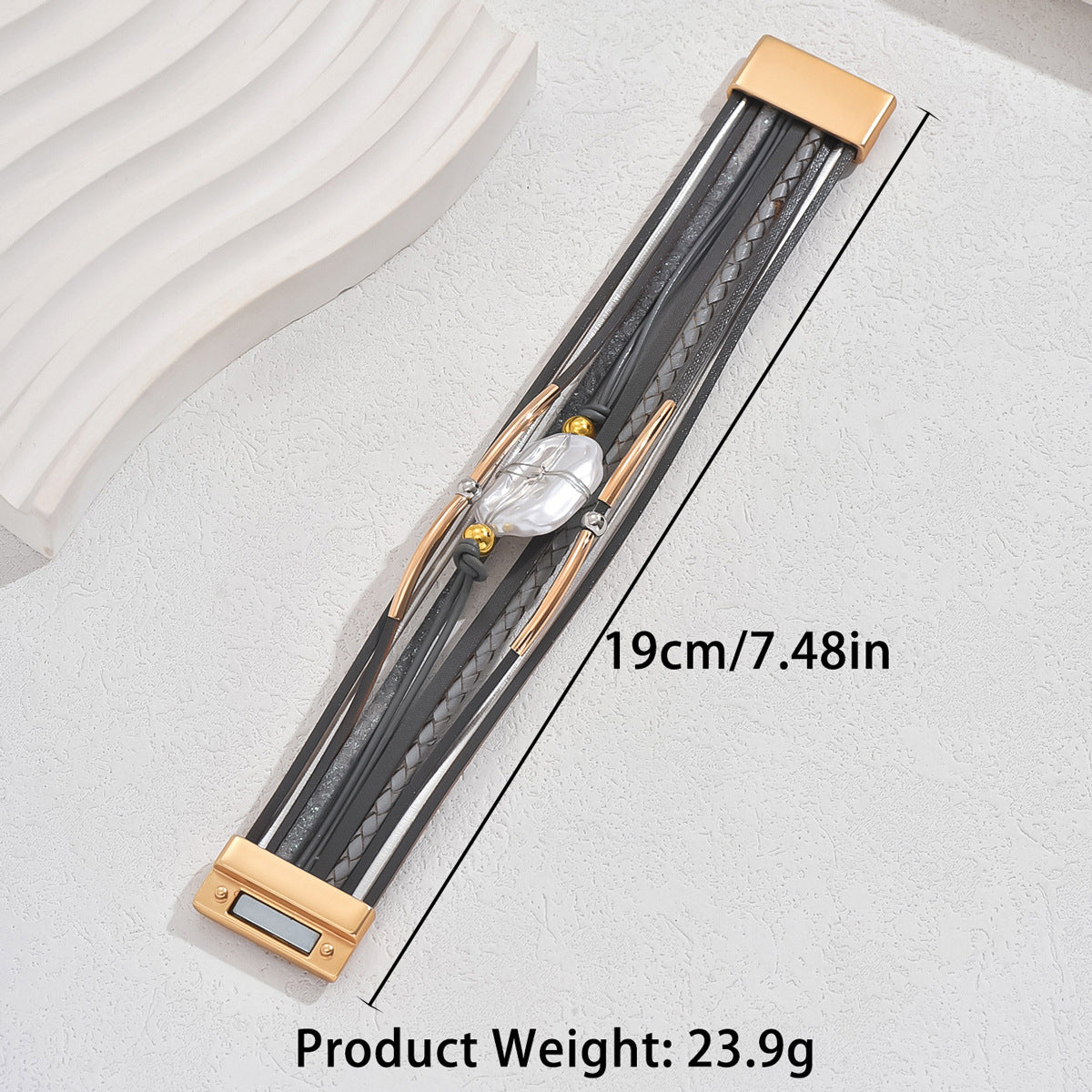 Bracciale da donna a più strati in stile geometrico minimalista con intarsio di perle e perline in madreperla