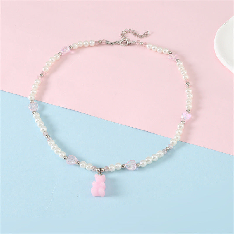 Collana con ciondolo in resina a forma di orsetto e cuore per bambine con catena di perle a lunghezza regolabile