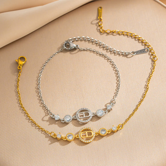 Pulsera Minimalista Geométrica de Acero Inoxidable con Chapado en Oro y Diseño de Letra C D para Mujer