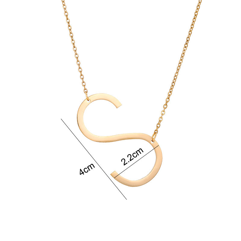 Collar Minimalista con Dije de Letra Chapado en Acero de Titanio para Mujer con Cadena de Eslabones Ajustable