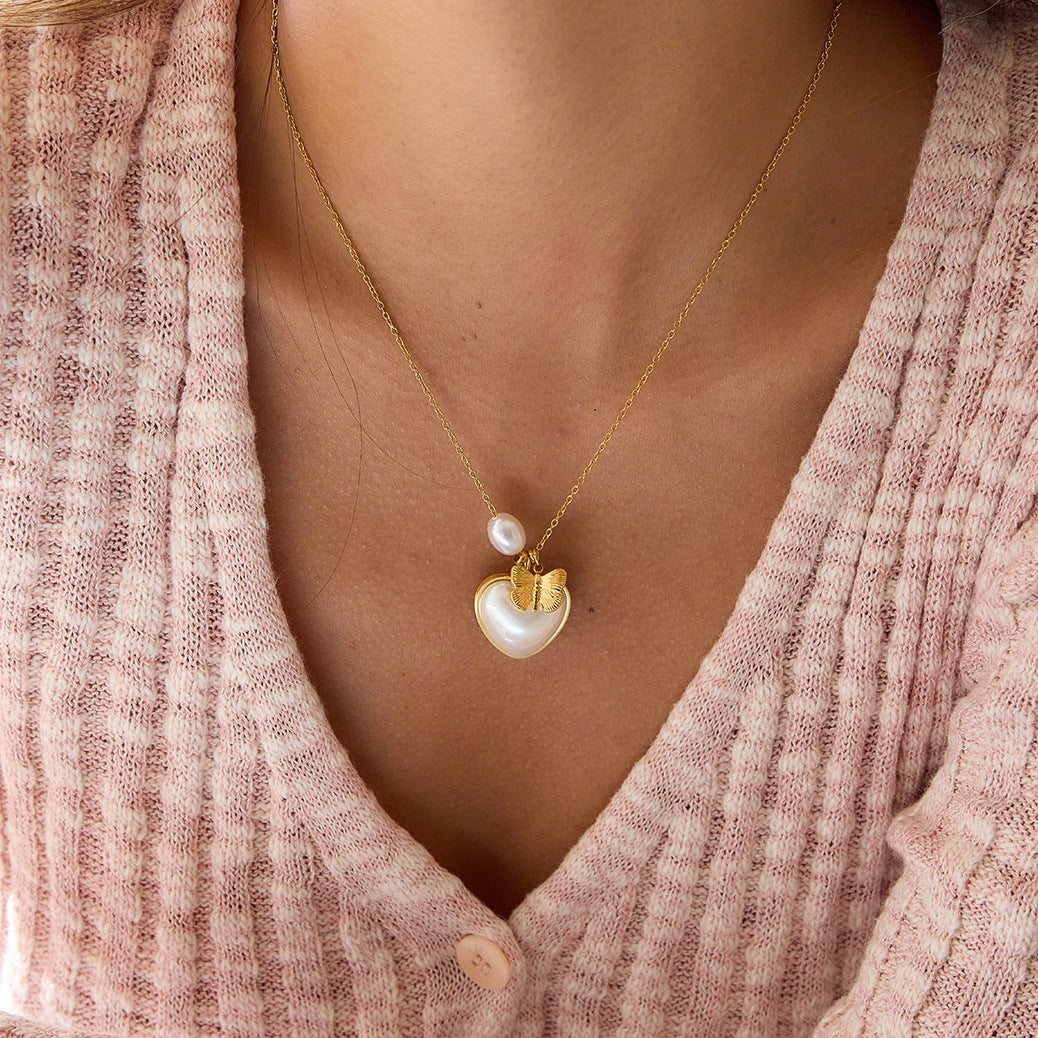 Collar con colgante de corazón geométrico de acero de titanio y cadena de acero inoxidable galvanizado para mujer