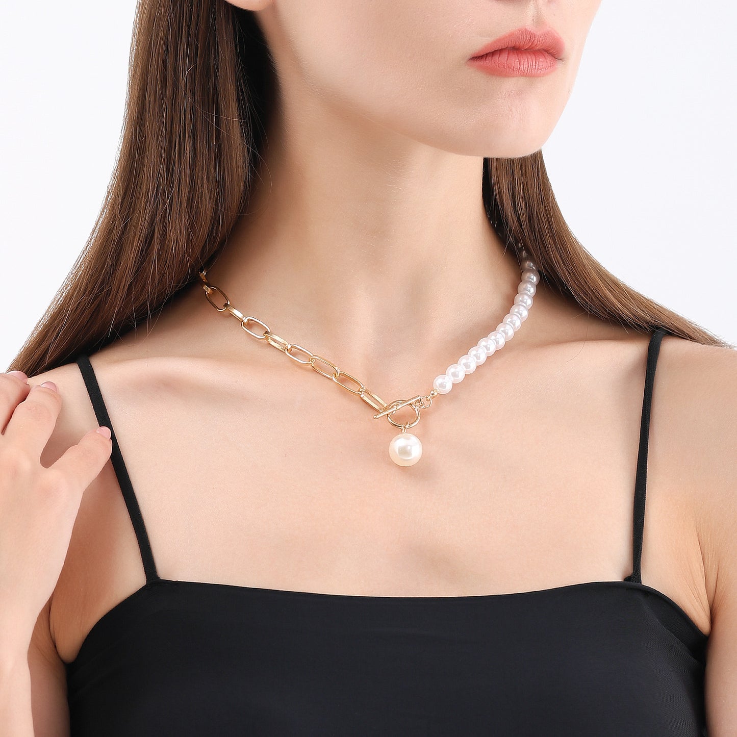 Minimalist Vintage Geometric Alloy Pendant Necklace with Plated Finish, Adjustable Clavicle Chain for Women