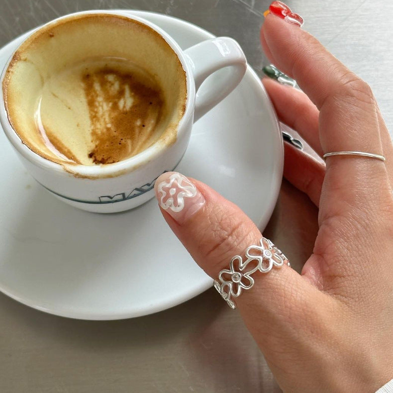 Anello minimalista a forma di cuore floreale in argento sterling 925 con intarsio in zircone e finitura lucida