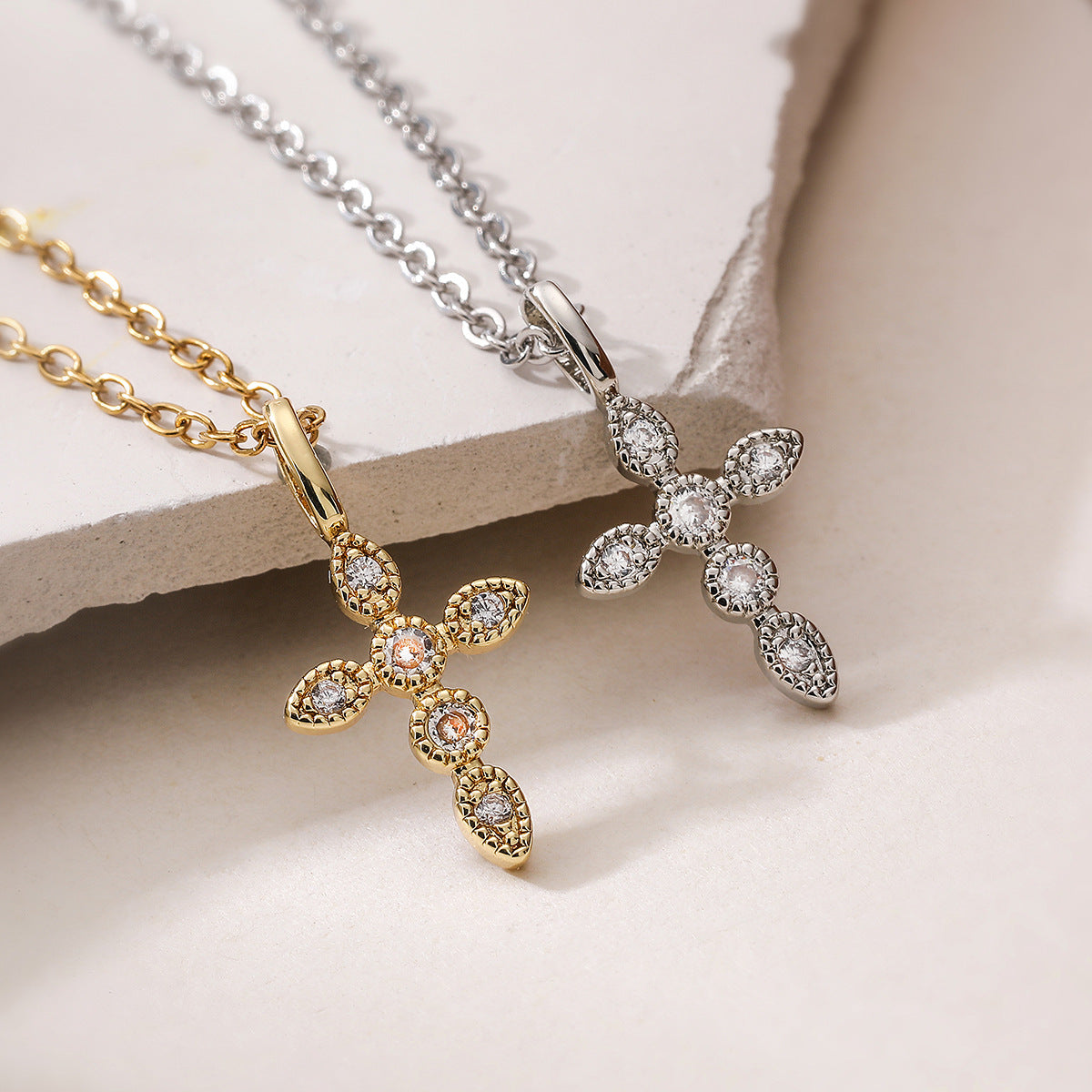Minimalist 18K Gold Plated Brass Micro-inlay Cubic Zirconia Cross Pendant Necklace for Women