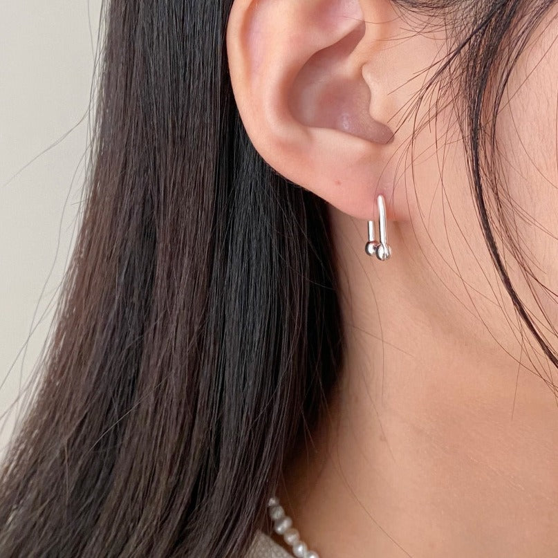 Orecchini Minimalisti Geometrici Stile Industriale in Argento Sterling 925 Realizzati a Mano con Dettaglio a U