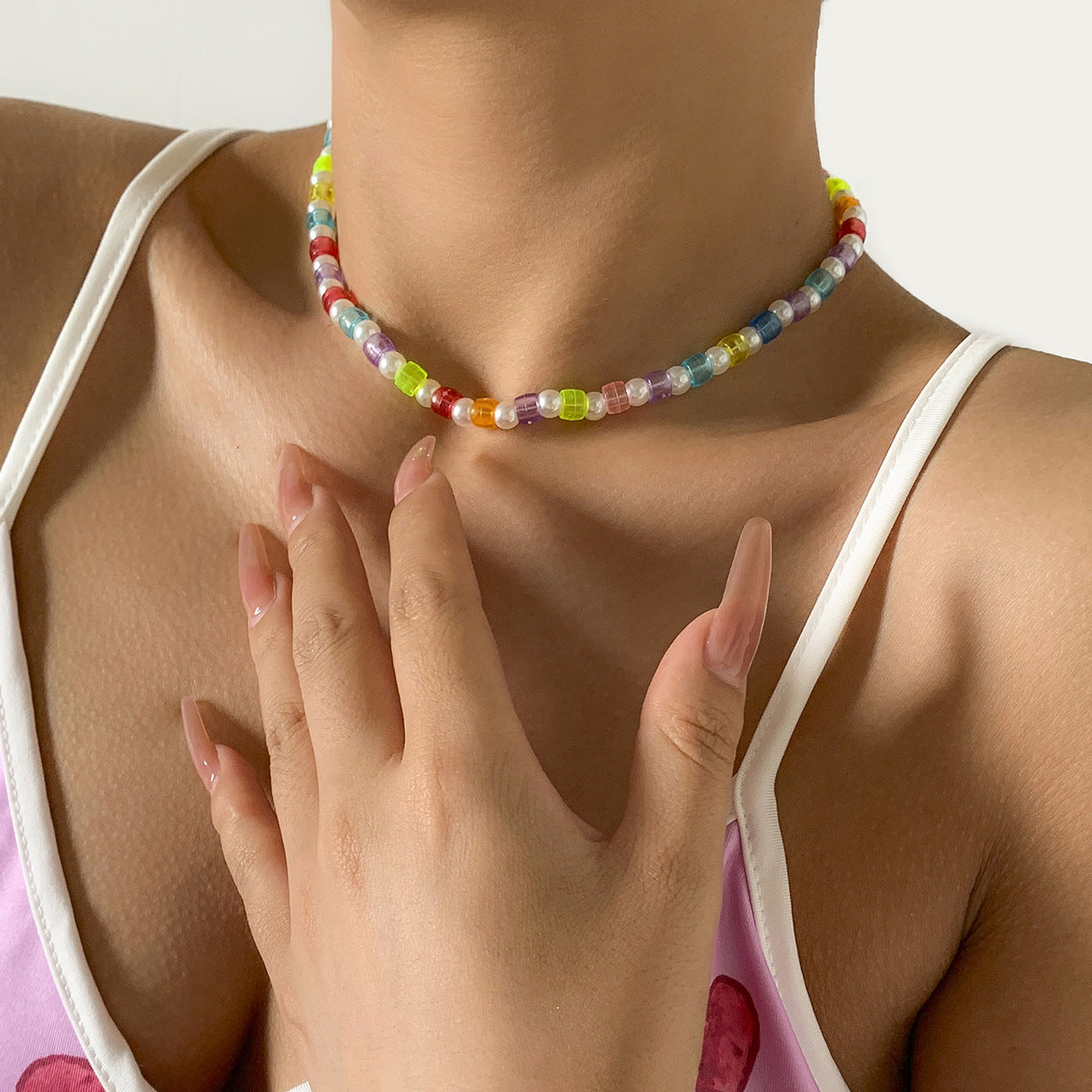 Collana Minimalista Geometrica di Perline in Resina Plastica con Perline Rotonde e Opzioni di Stile a Strati