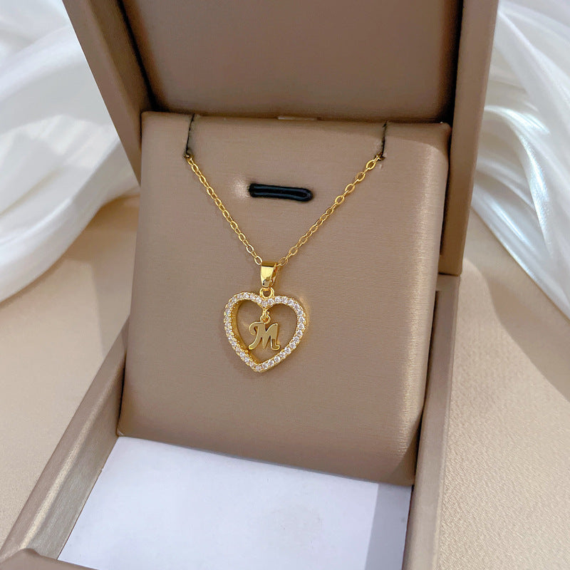 Collana Minimalista a Cuore in Acciaio al Titanio con Intarsio di Strass per Donne e Uomini, Sottile Catenina Clavicolare con Pendente Geometrico
