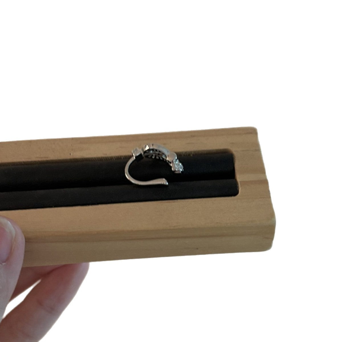 Orecchini da donna in rame con zirconi, dal design geometrico minimalista di lusso a ferro di cavallo