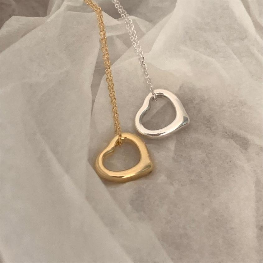 Minimalist Heart-Shaped 925 Sterling Silver Necklace with Rhodium Plating and Snake Chain for Women