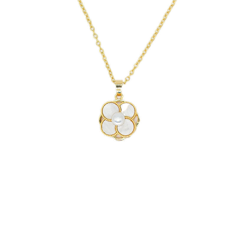 Elegant Rotating Sand Shell Clover Necklace for Women in Titanium Steel with O-Chain Minimalist Luxury Style