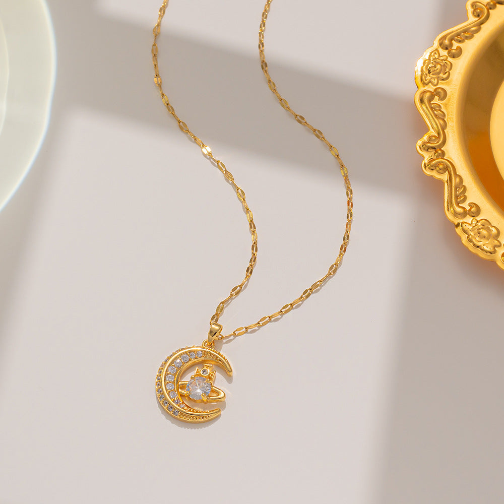 Collana con Ciondolo Geometrico Luna Pianeta in Acciaio al Titanio con Intarsio di Strass, Elettroplaccata, Gioielli di Moda Unisex