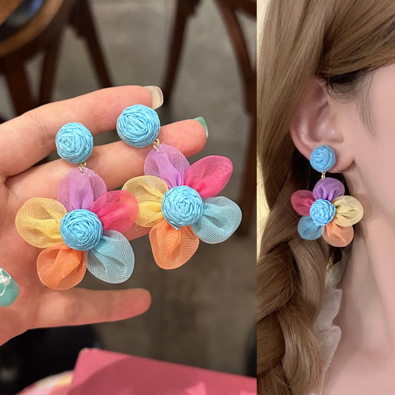 Eleganti Orecchini in Chiffon Floreale con Dente di Leone, Base in Rame Placcato Argento e Perni in Acciaio Inossidabile da Donna