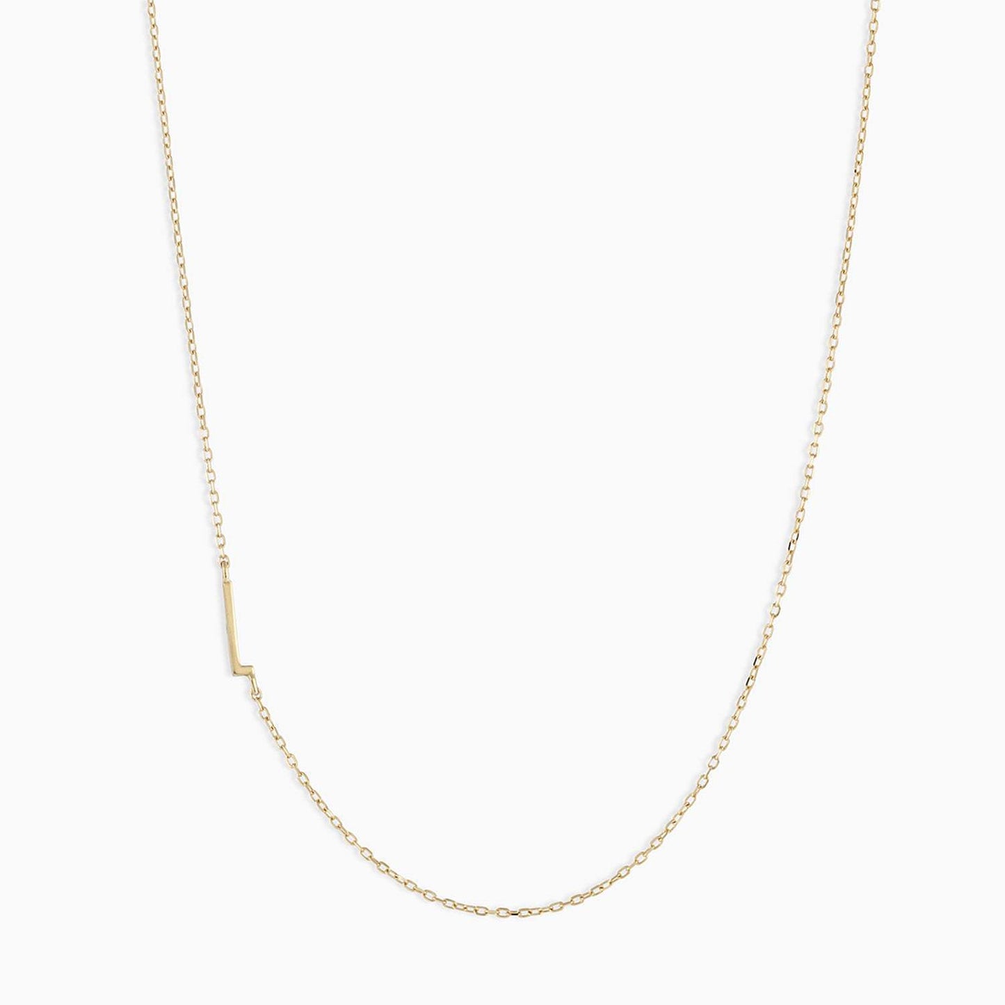 Collana con ciondolo a lettera maiuscola minimalista in acciaio inossidabile da donna con catena a maglie e finitura placcata