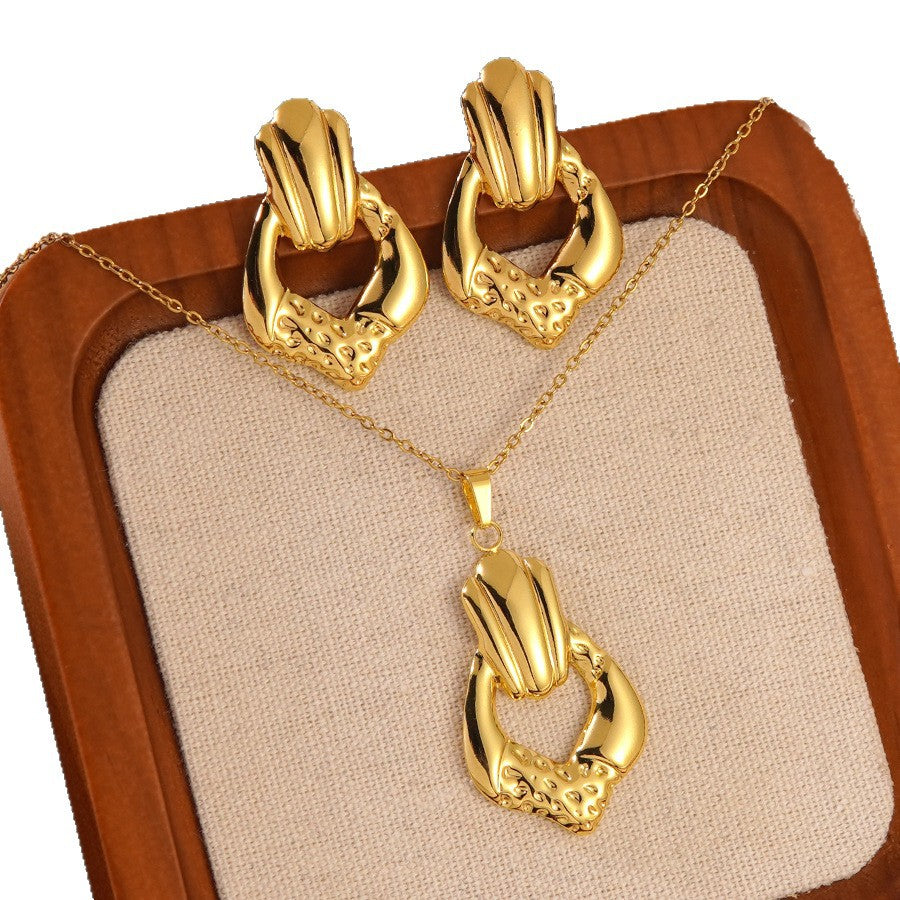 Collana e Orecchini in Acciaio Inossidabile Placcato, a Pois Tondi Geometrici, con Pendente in Acciaio al Titanio su Catenina, Unisex
