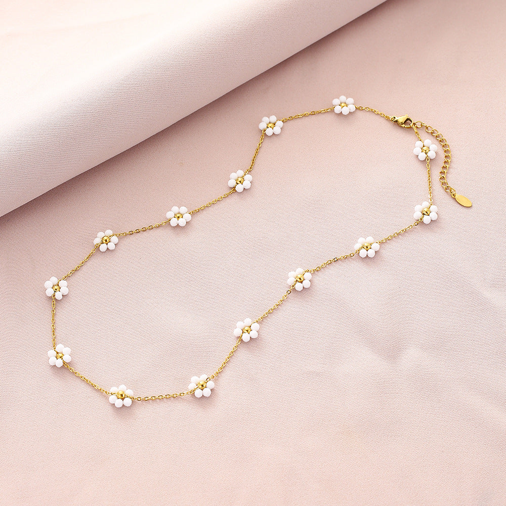 Dulce Collar Colgante de Pétalo de Cristal Floral Fresco para Mujer en Acero de Titanio con Acabado Chapado y Cadena de Eslabones