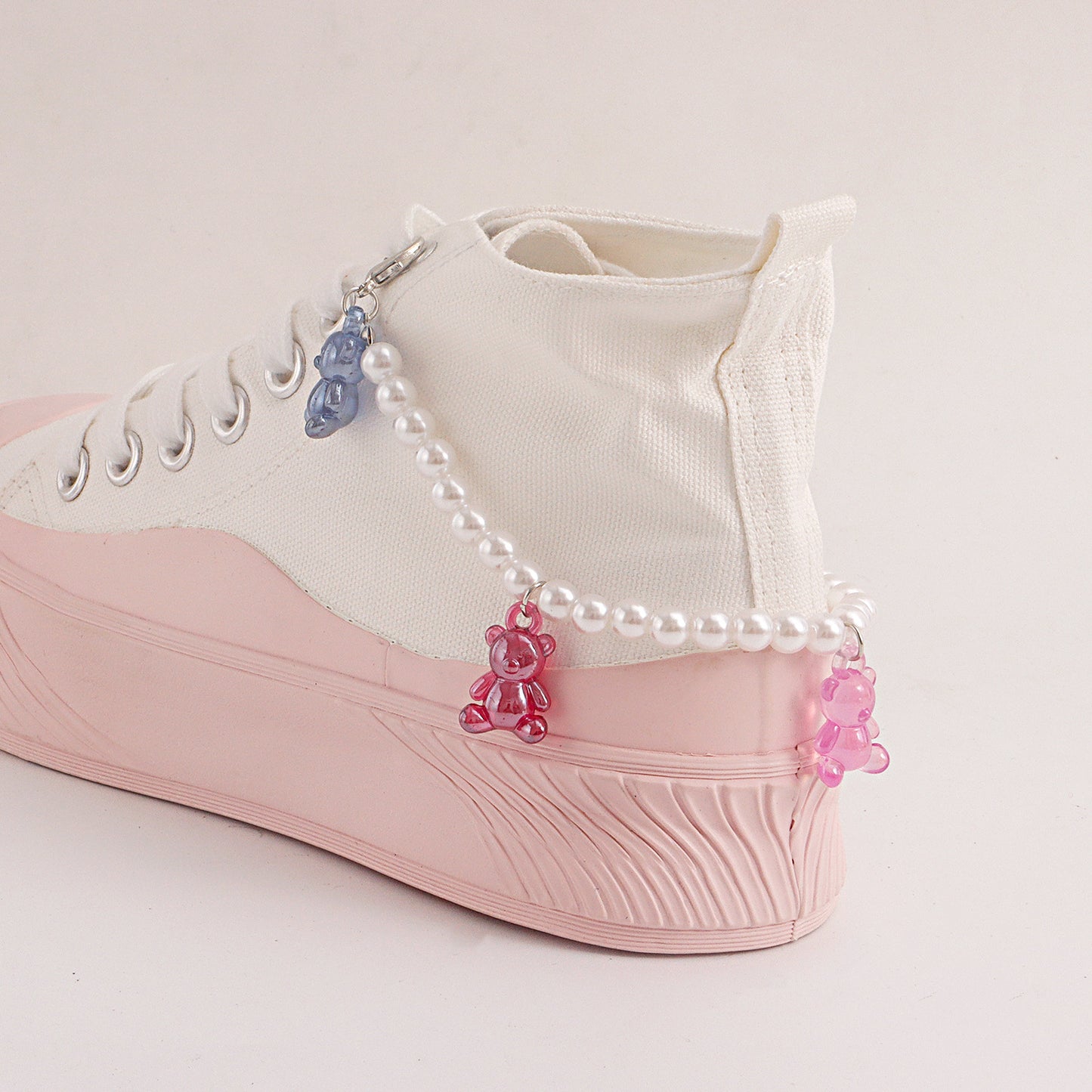 Minimalist Bear-Shaped Alloy Anklet for Women with Candy-Colored Pearlescent Finish