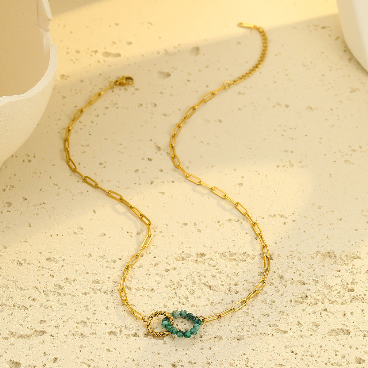 Collar con colgante de aro redondo de acero inoxidable estilo OL a la moda, galvanizado para mujer con incrustaciones de piedra natural