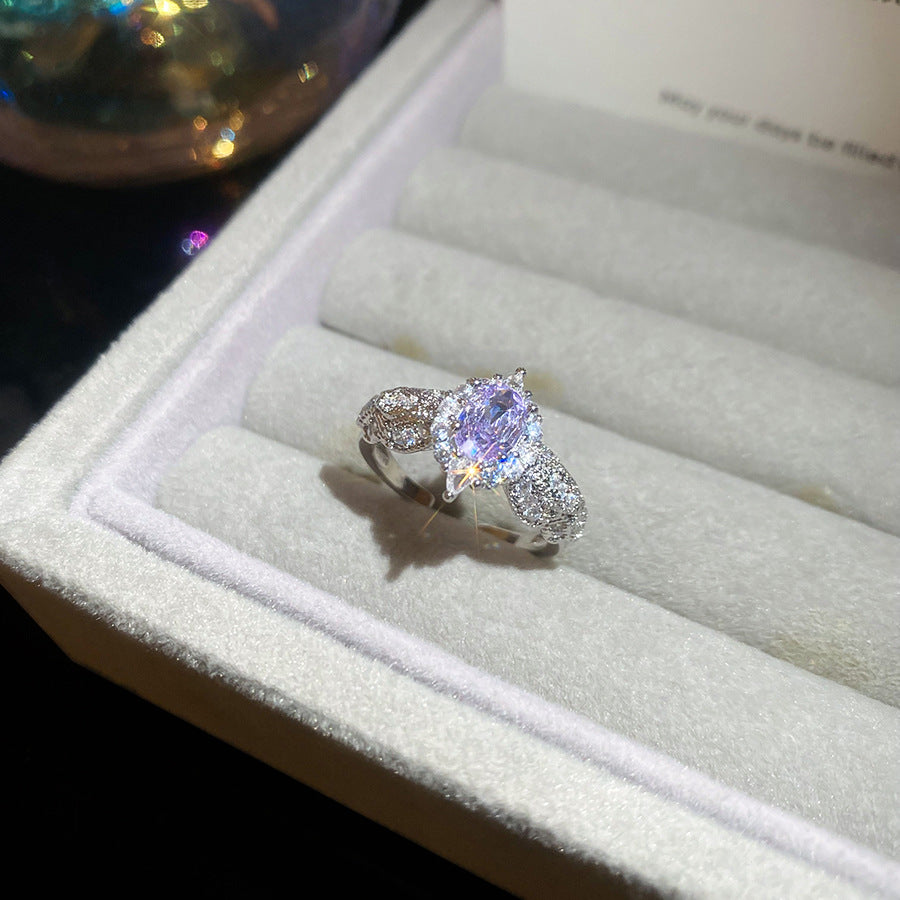 Anello Aperto Elegante Minimalista da Donna in Rame con Zirconia a Forma di Fiore, Design Geometrico e Sensazione di Lusso