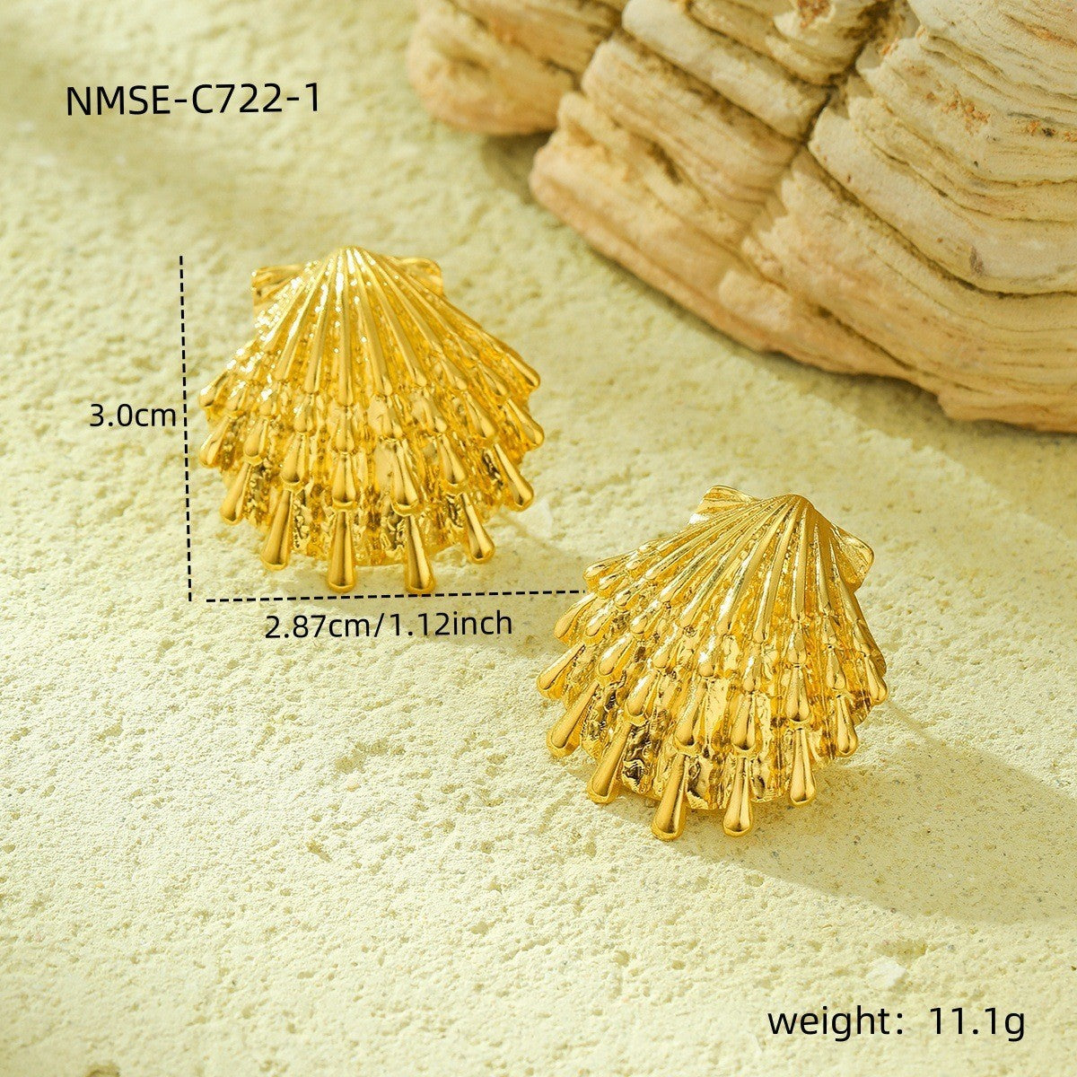 Pendientes, anillos y collar de acero inoxidable geométricos inspirados en el océano con chapado en oro de 18 quilates, textura de concha y detalles de estrellas